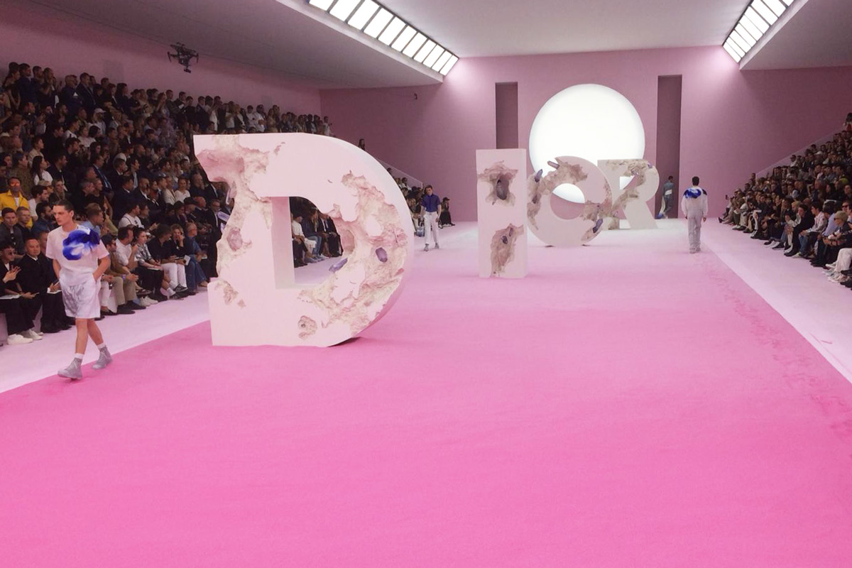 Fabrication de sculpture en polystyrene pour Dior